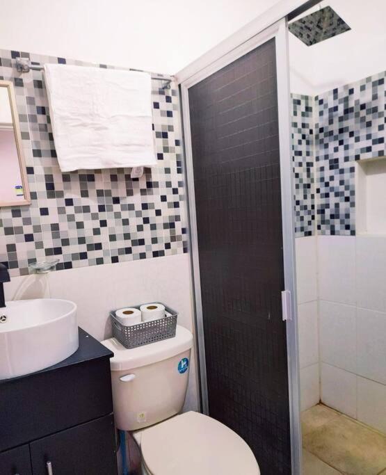 Апартаменты Hermoso Departamento Centrico Con Servicios Текила Экстерьер фото